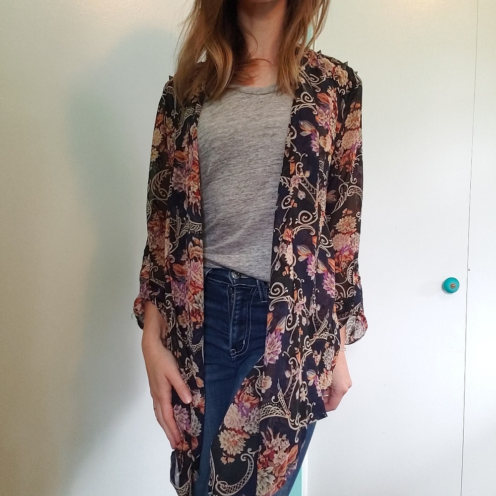 BKE floral kimono